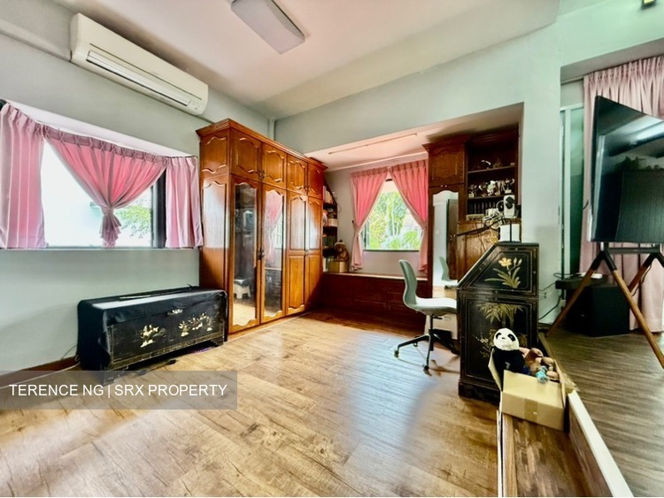 Peakview Estate (D16), Semi-Detached #480995851